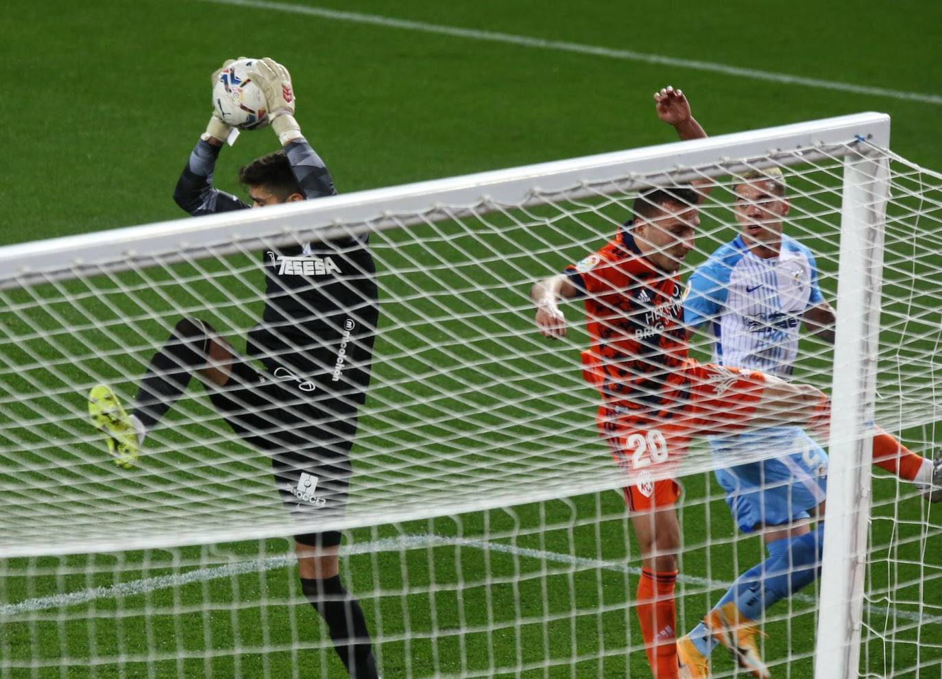 El Málaga, obligado a remontar desde los primeros minutos 