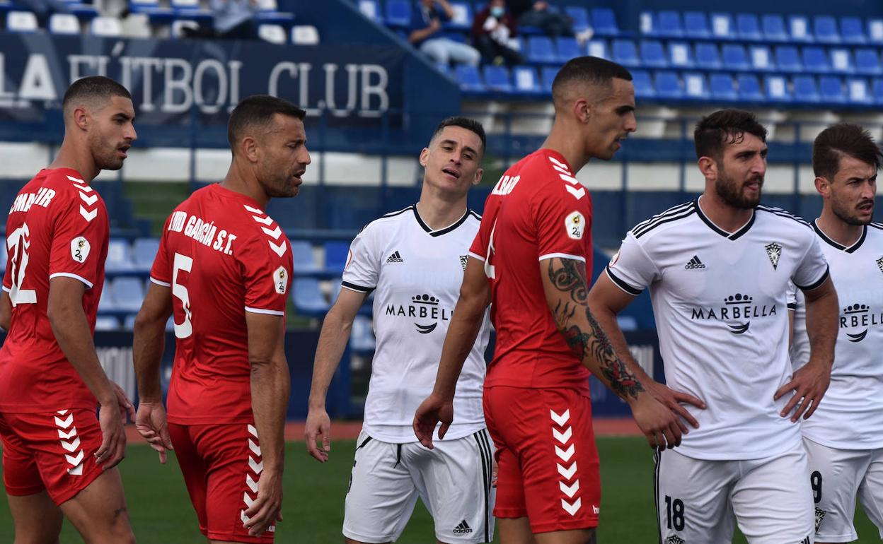 Callejón se lamenta de una ocasión malograda. 