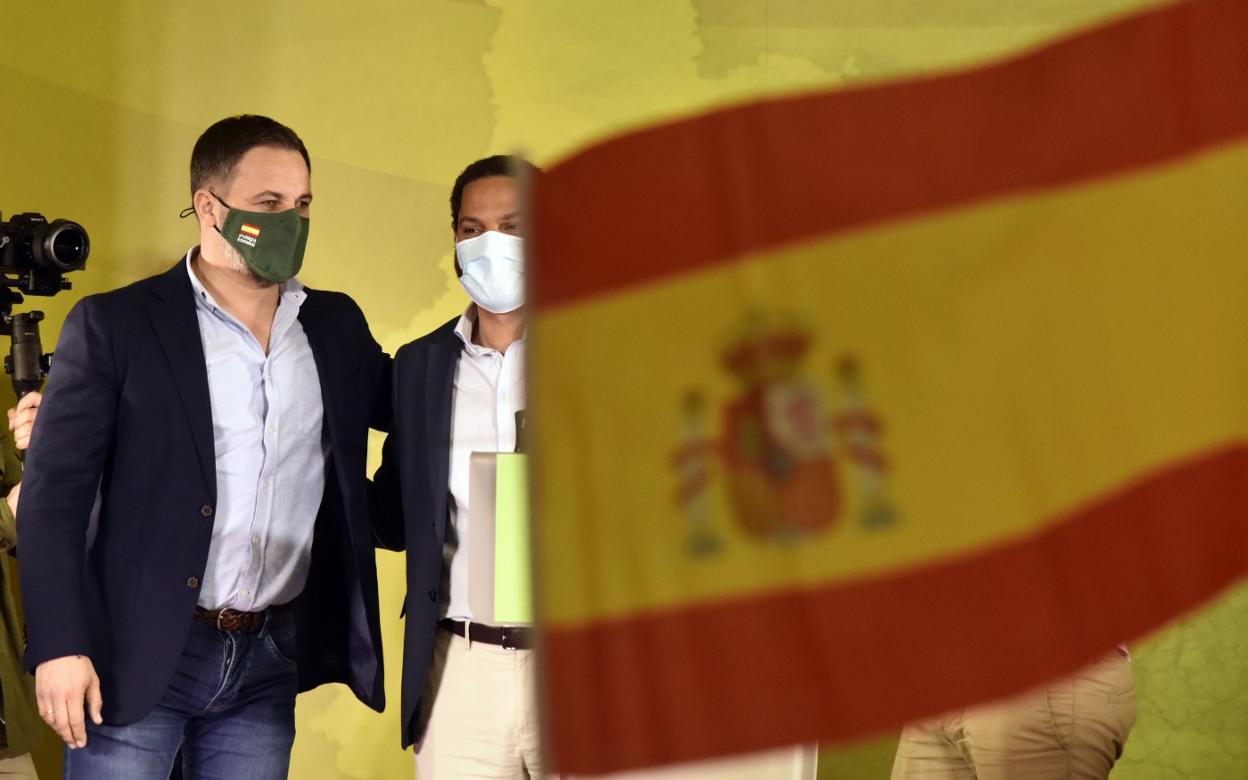 La derecha entra en ebullición con el desplome de PP y Ciudadanos