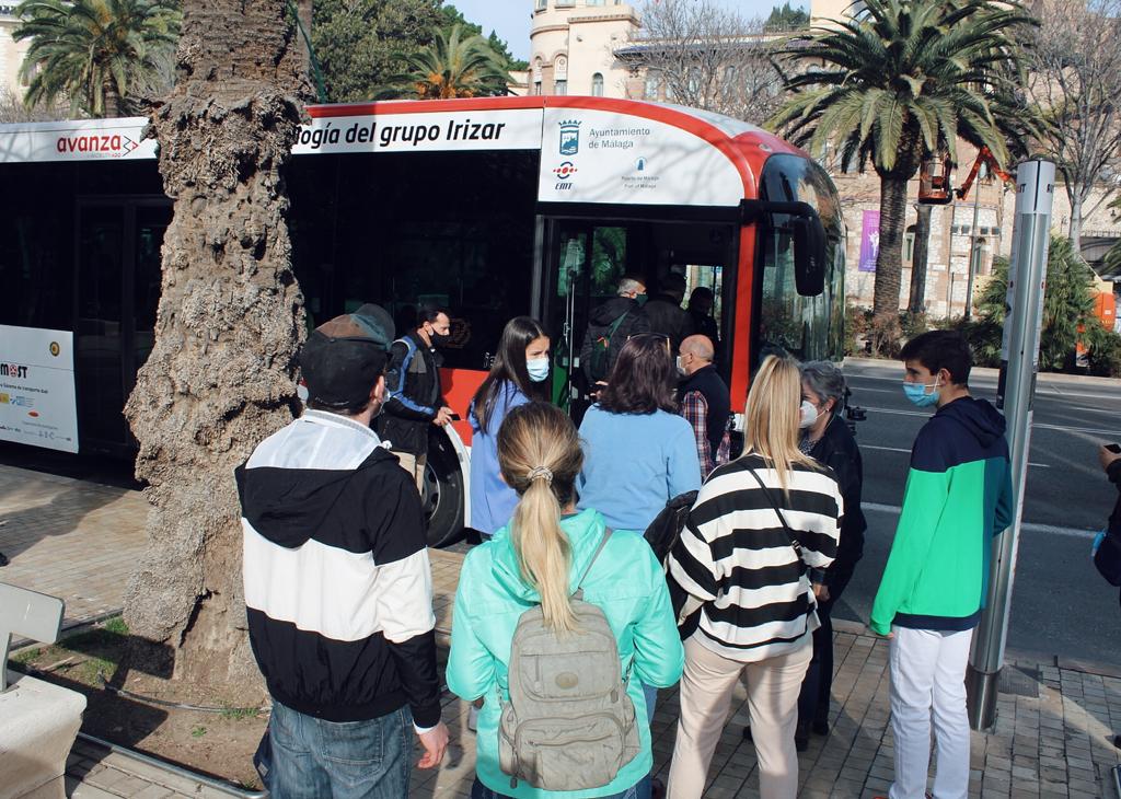 Pionero en España, realiza el viaje entre la Terminal de Cruceros de Levante y el Paseo del Parque 