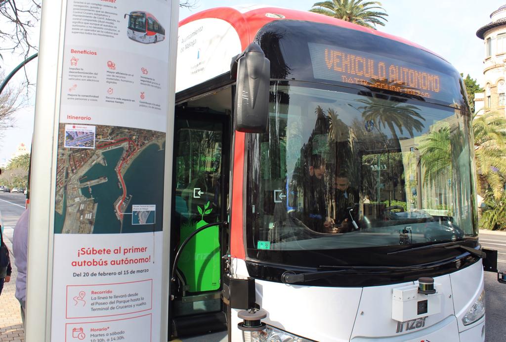 Pionero en España, realiza el viaje entre la Terminal de Cruceros de Levante y el Paseo del Parque 