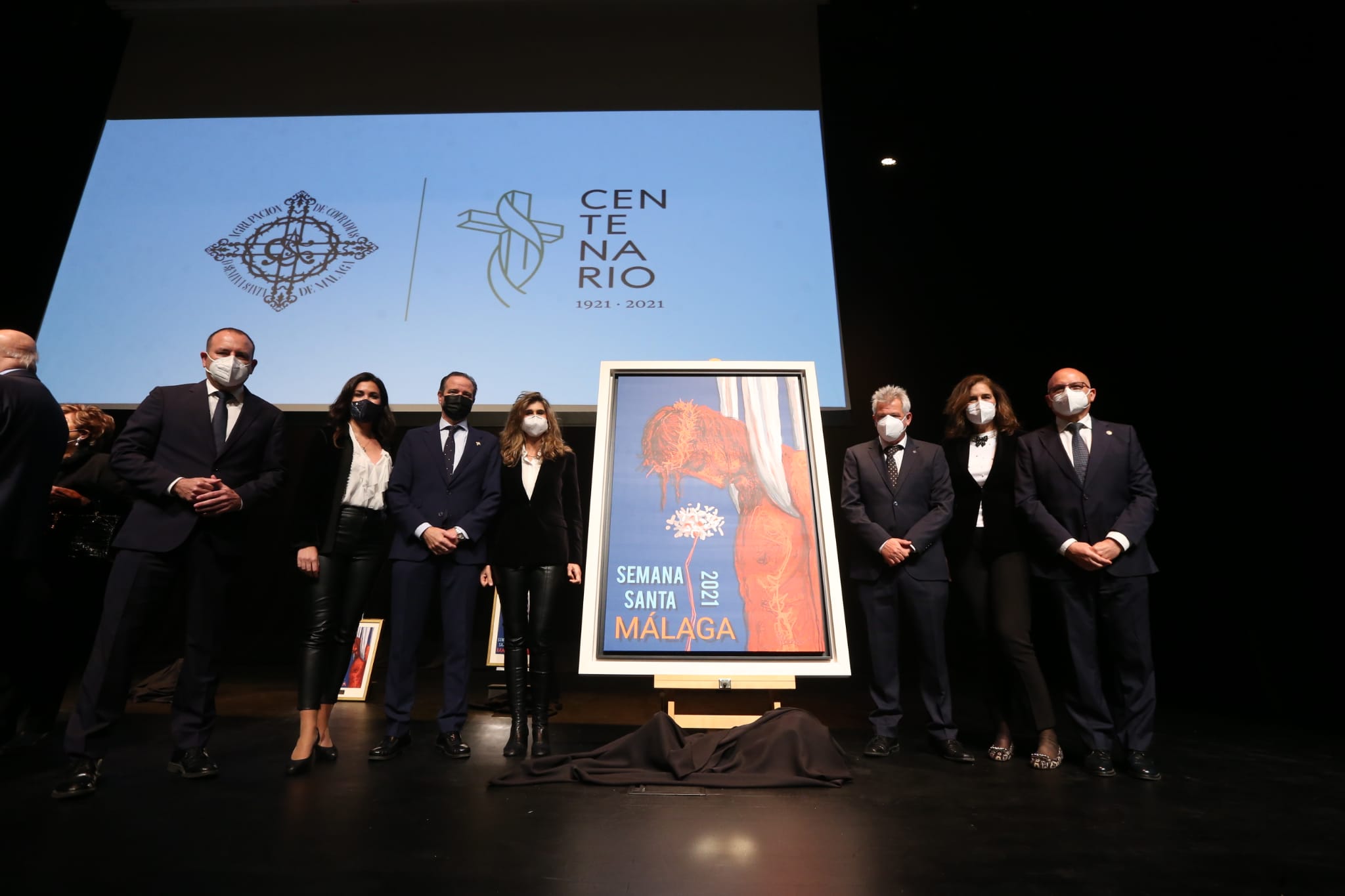 El pintor Andrés Mérida es el autor de la obra, cuya presentación corre a cargo del director de SUR Manuel Castillo 