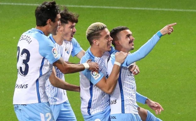 El Málaga hace añicos su pesadilla en La Rosaleda con un triunfo de calidad (2-0)