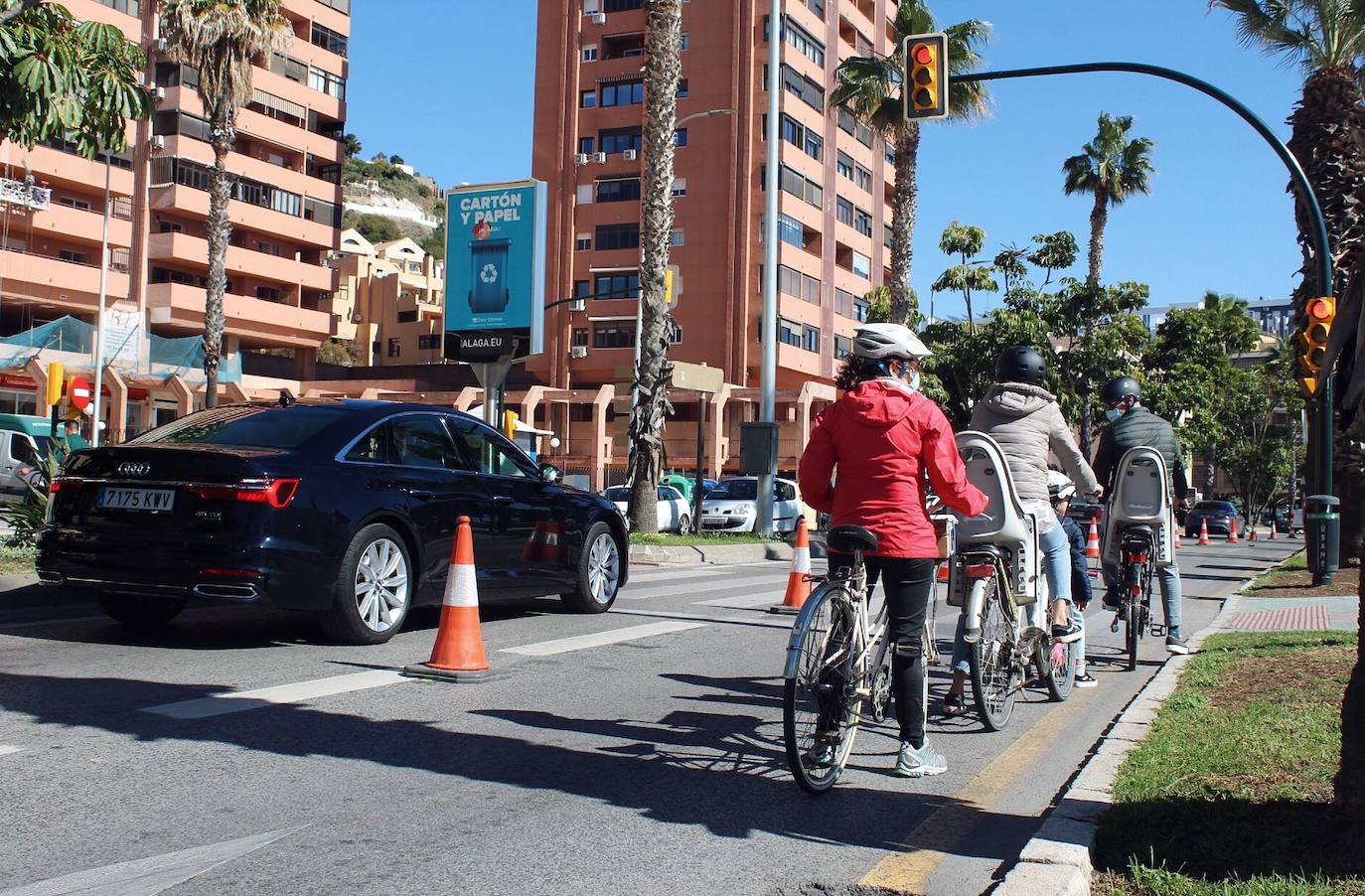 Entre las 14.00 y las 15.00 se produjo una cola que llegaba desde el inicio de la experiencia piloto hasta Muelle Heredia
