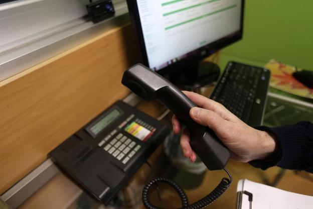 Llegaron a hablar durante más de una hora durante una jornada laboral