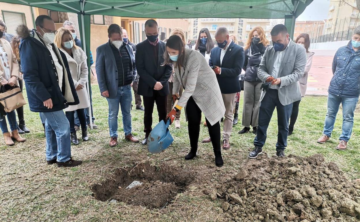 Colocada la primera piedra de la ampliación del CEIP San Luis de Sabinillas