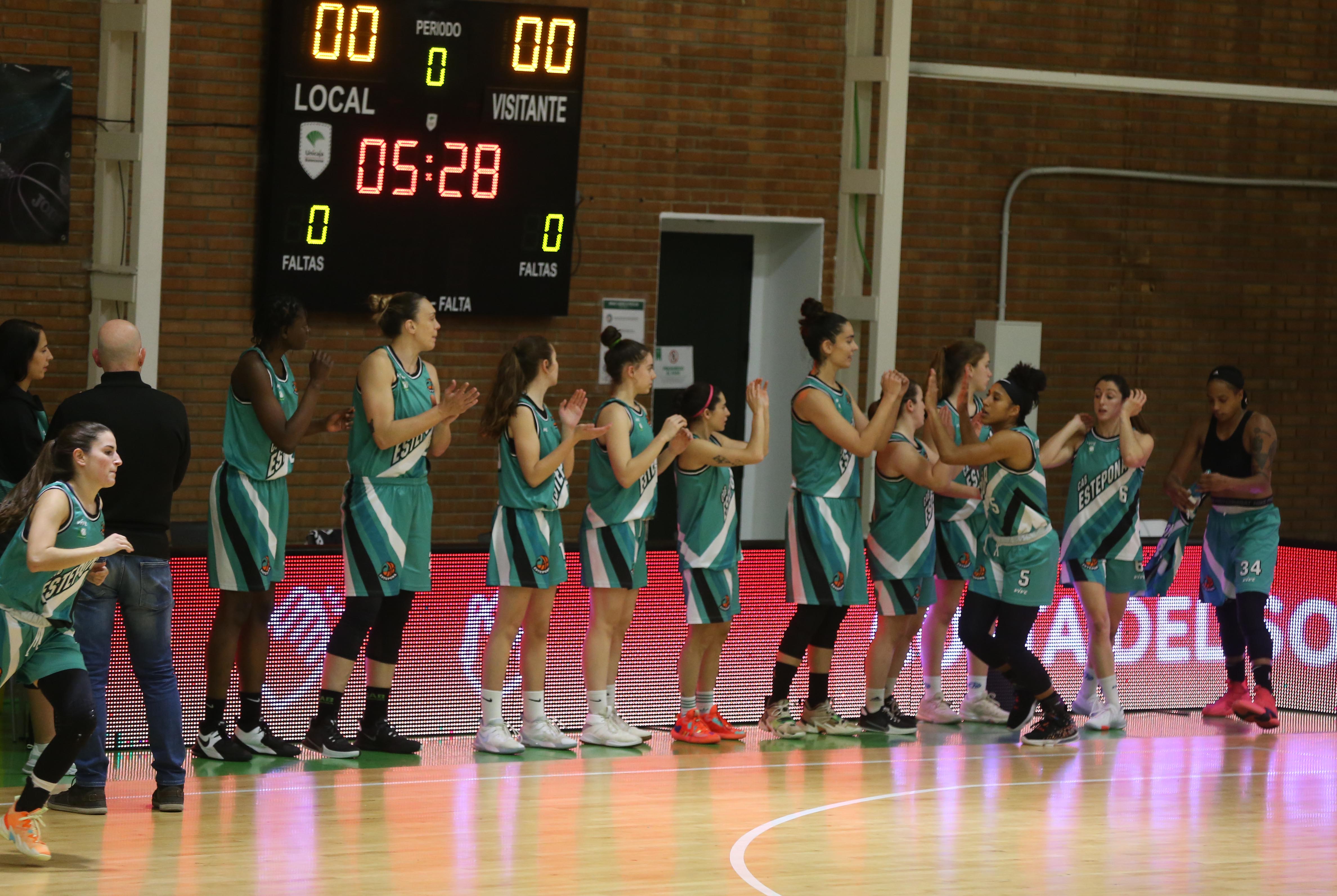 El cuadro de Quique Gutiérrez se impuso al Unicaja, que acarició la remontada en los instantes finales