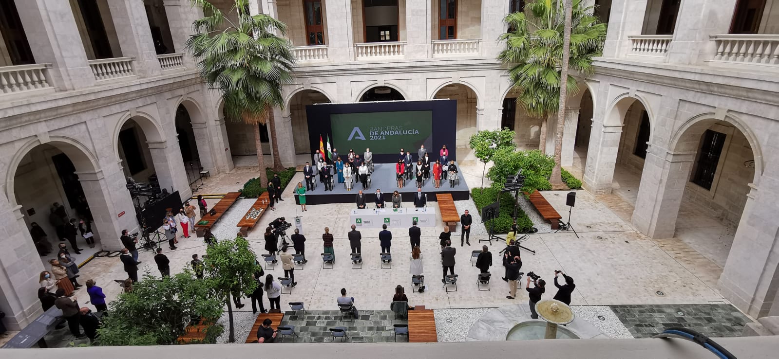 Acto institucional con motivo del 28F y la entrega de distinciones a una decena de personas y entidades, cuya labor y dedicación es reconocida con la Bandera de Andalucía