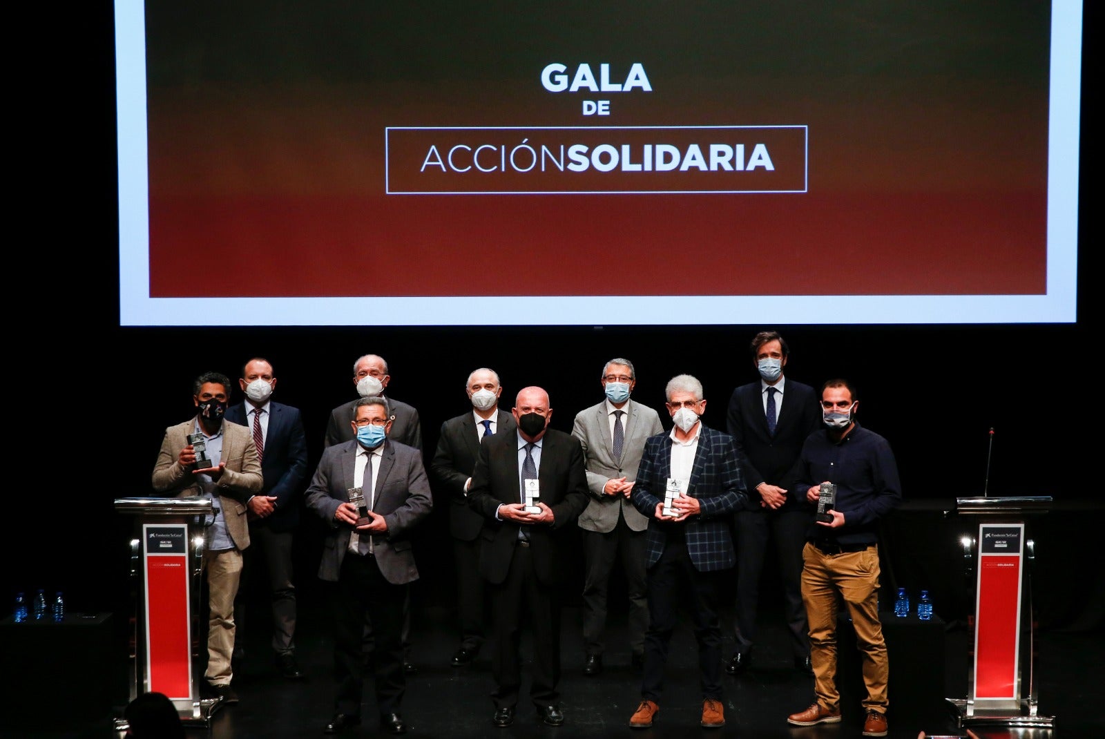 SUR y Fundación La Caixa premian el compromiso social de entidades y personas en un acto celebrado en el Auditorio del Museo Picasso Málaga