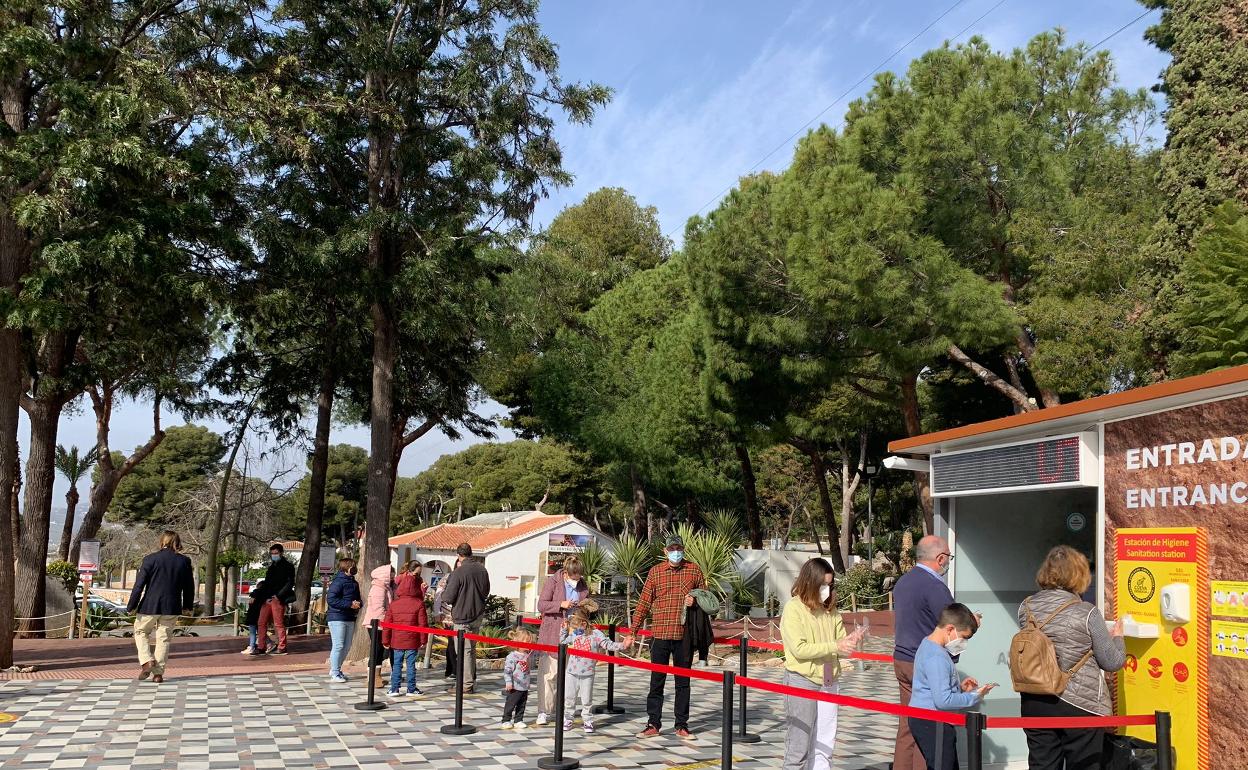 La Cueva de Nerja mantiene la oferta de niños gratis los fines de semana y lanza un '2x1' entre semana