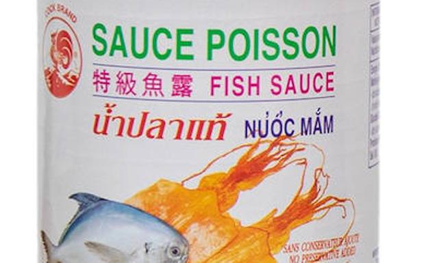 Nuoc nam: El nuoc mam, salsa de pescado vietnamita, es fácil de conseguir en tiendas orientales, y muy barata. Se hace con boquerones y sal.