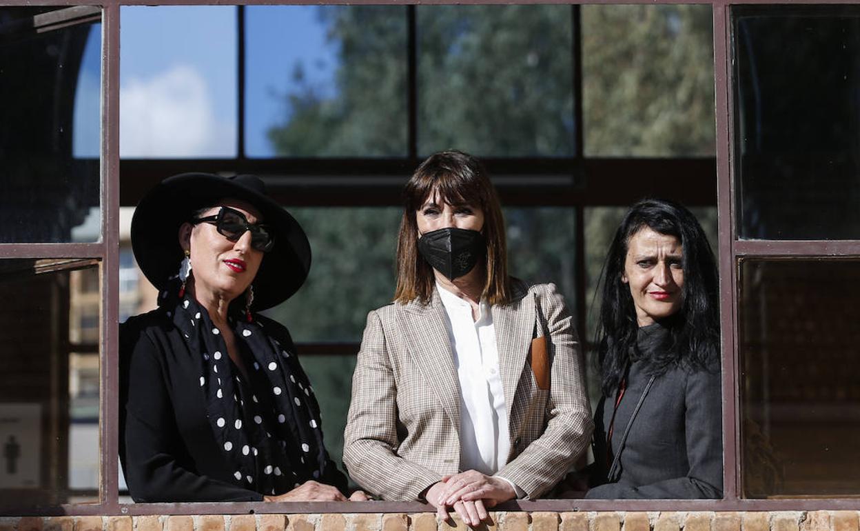 Mabel Lozano, Rossy de Palma y Pi Piquer protagonizan la primera conferencia del ciclo 'Mujeres con superpoderes' de La Térmica. 