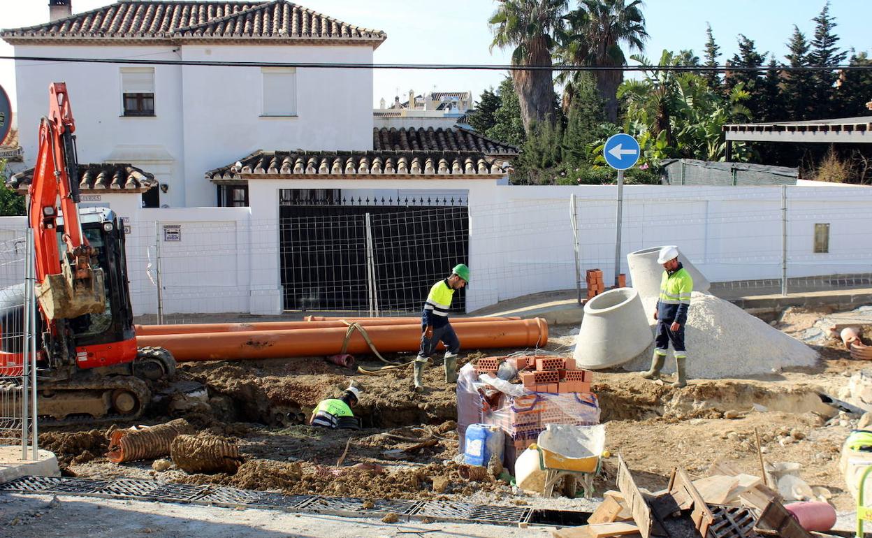 Trabajos de mejora de abastecimiento que se están llevando a cabo en el municipio. 