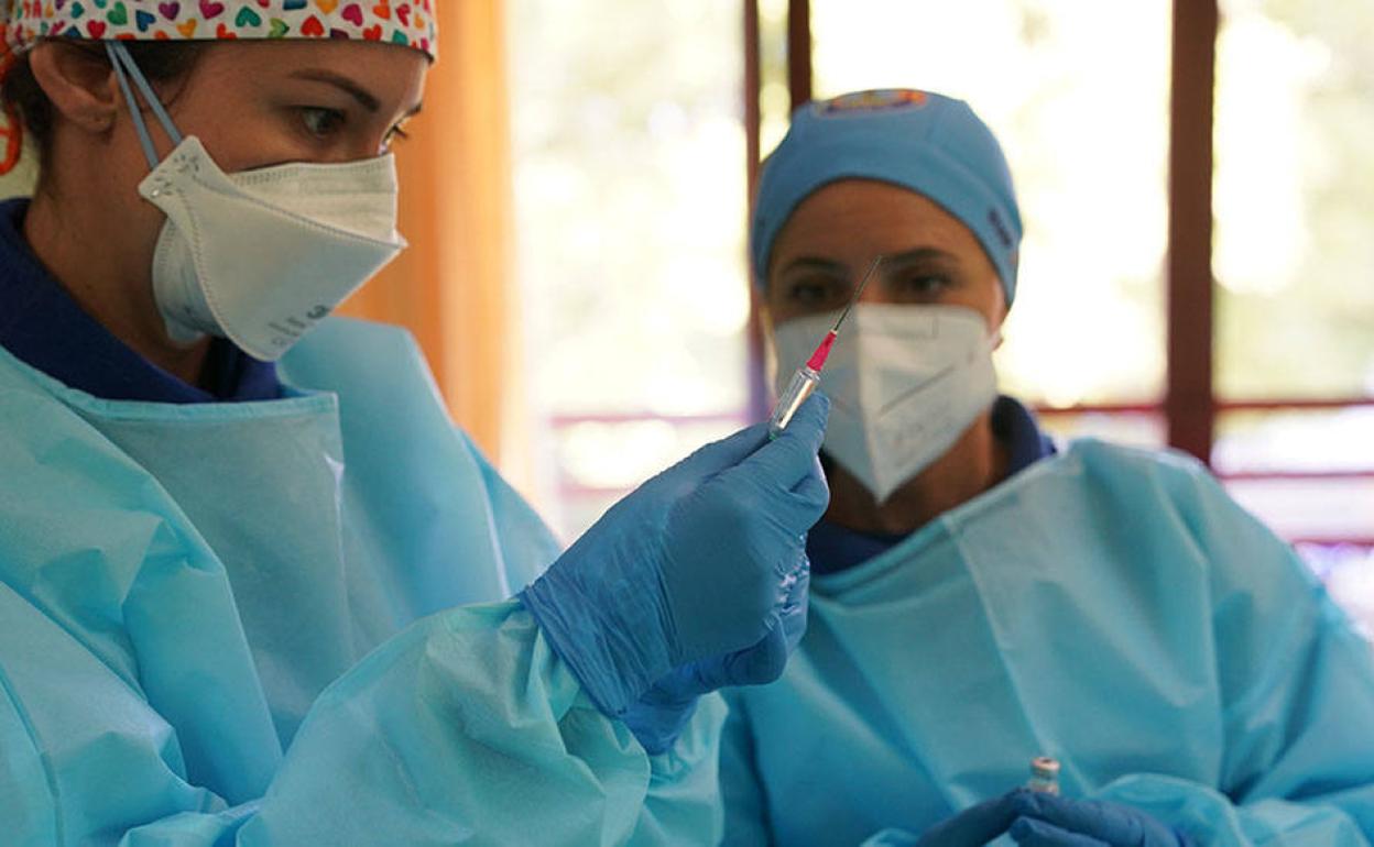 Pfizer, Moderna, AztraZeneca y Jassen: ¿Cuánto tarda en hacer efecto cada vacuna contra la covid-19?