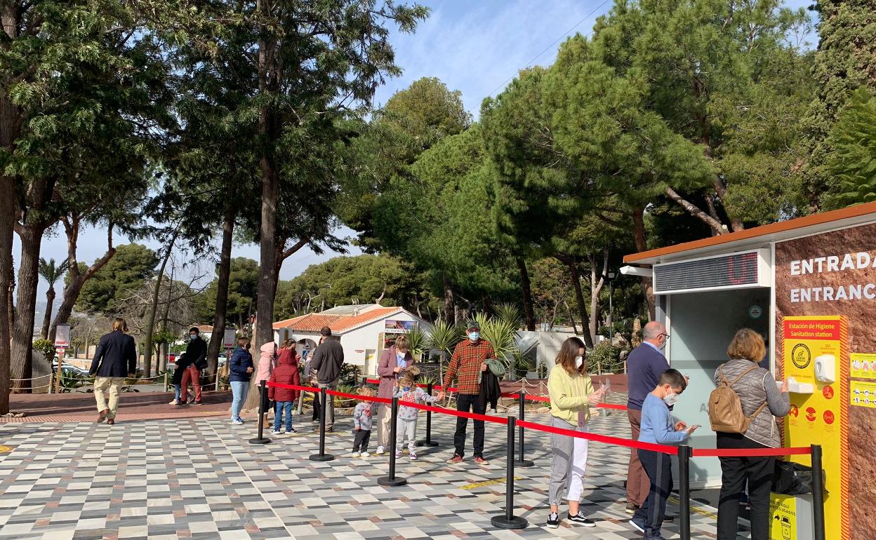 La Cueva de Nerja ofrece entrada gratis a los menores de 12 años y una gymkana en Semana Santa