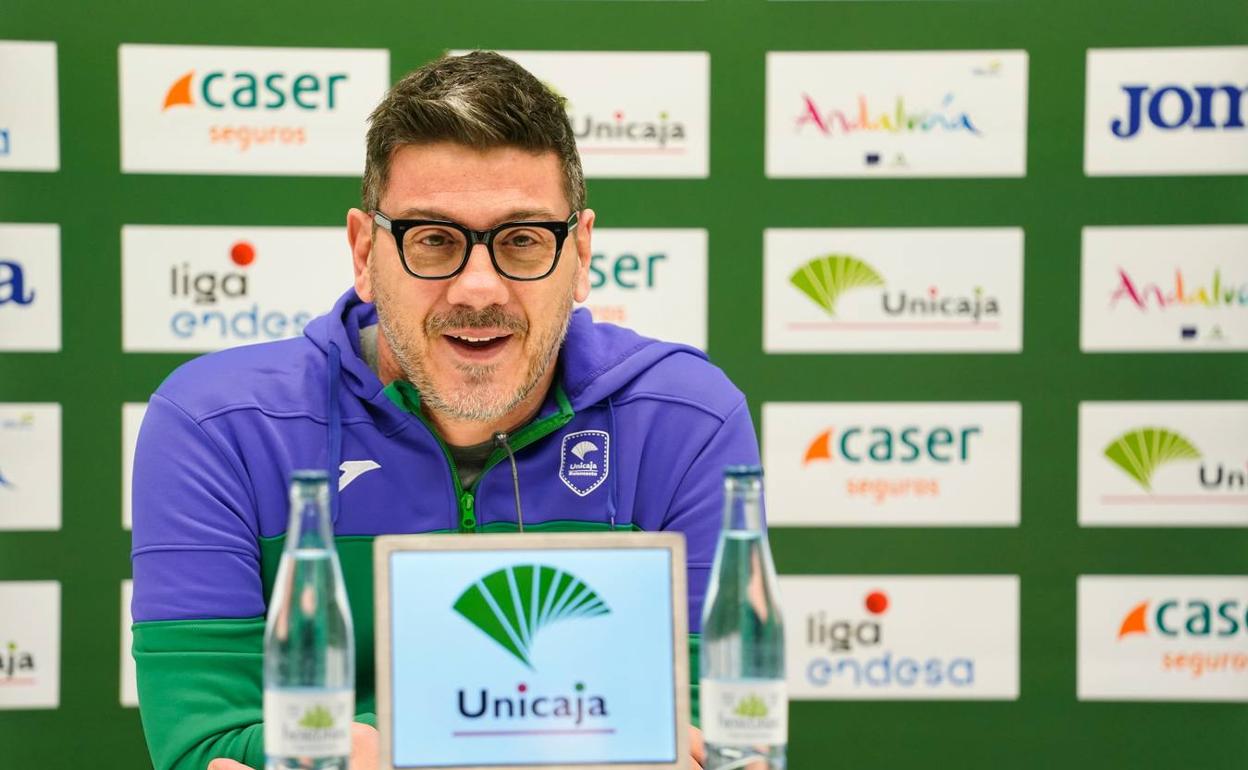 Fotis Katsikaris, durante una rueda de prensa en el Palacio de los deportes. 