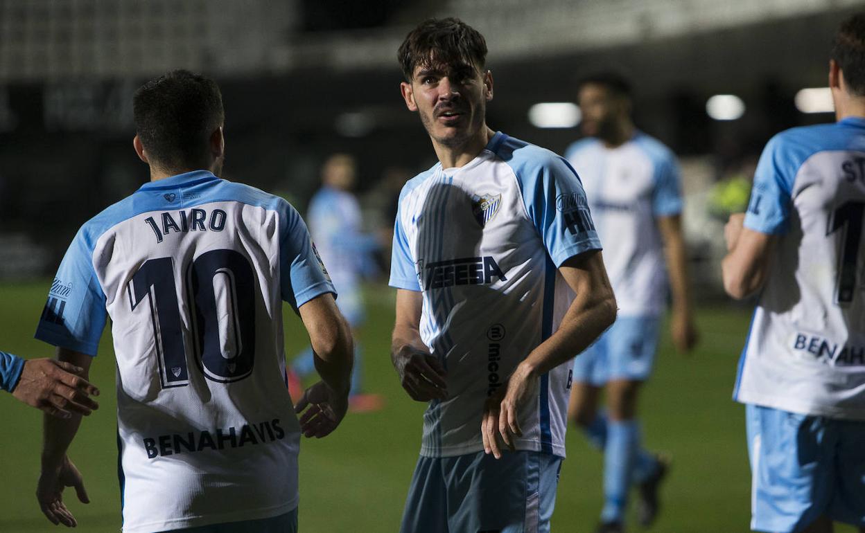 El jugador del Málaga Jozabed, celebra su gol ante el Cartagena.