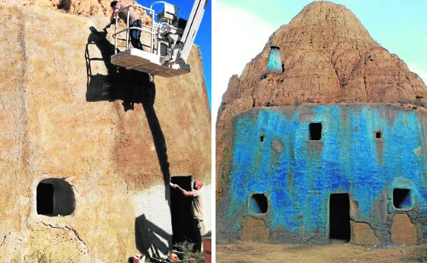 Casa cueva para 'Emerald City'. Rodada en Antequera y Guadix, las imágenes muestran el proceso de construcción de la fachada de una vivienda en una montaña para la serie fantástica de la cadena NBC basada en el clásico 'El mago de Oz'.