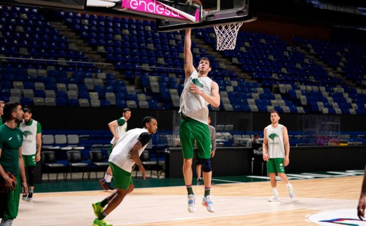 Guerrero, en el entrenamiento de este martes en el Carpena. 