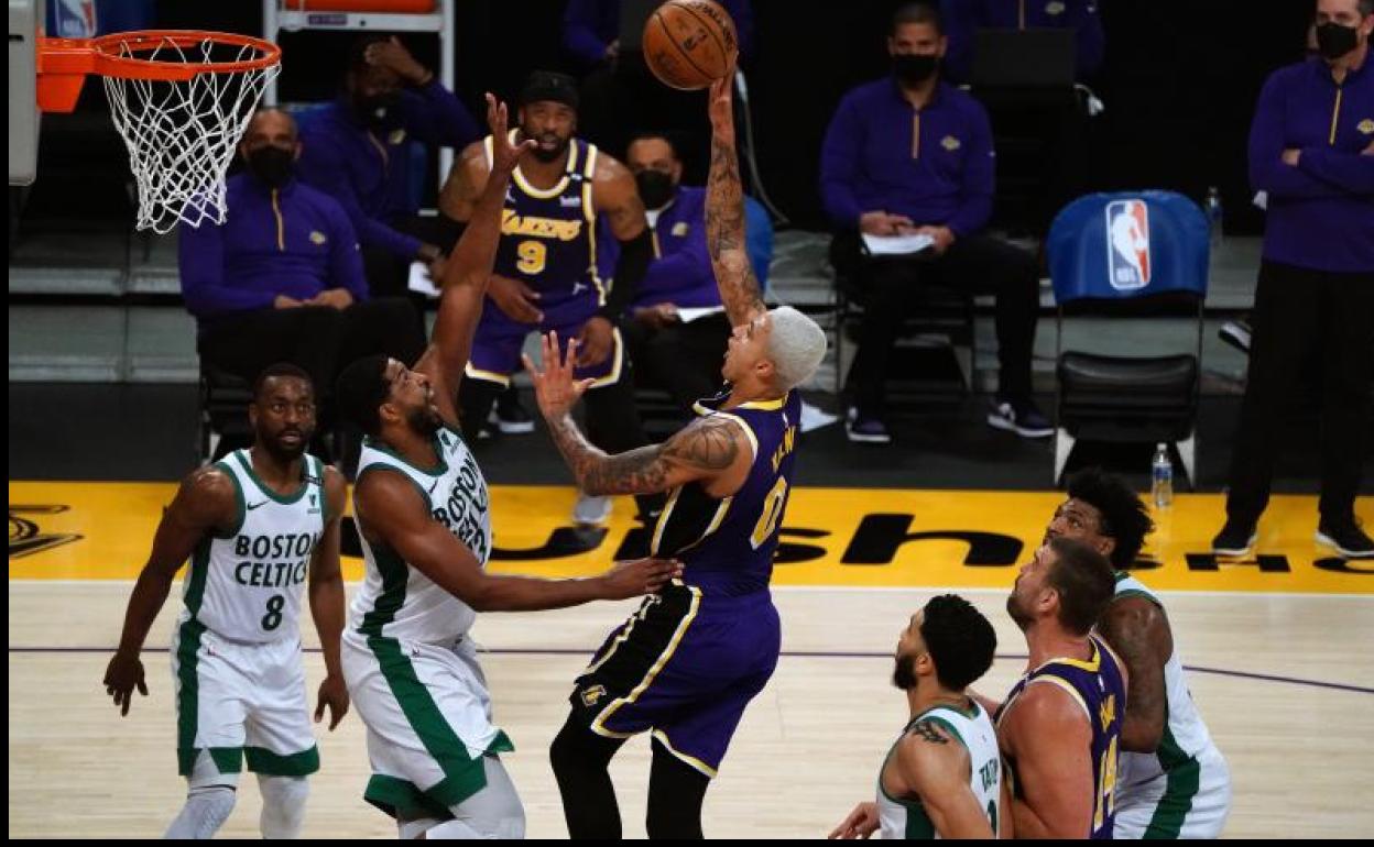 Boston Celtics at Los Angeles Lakers 