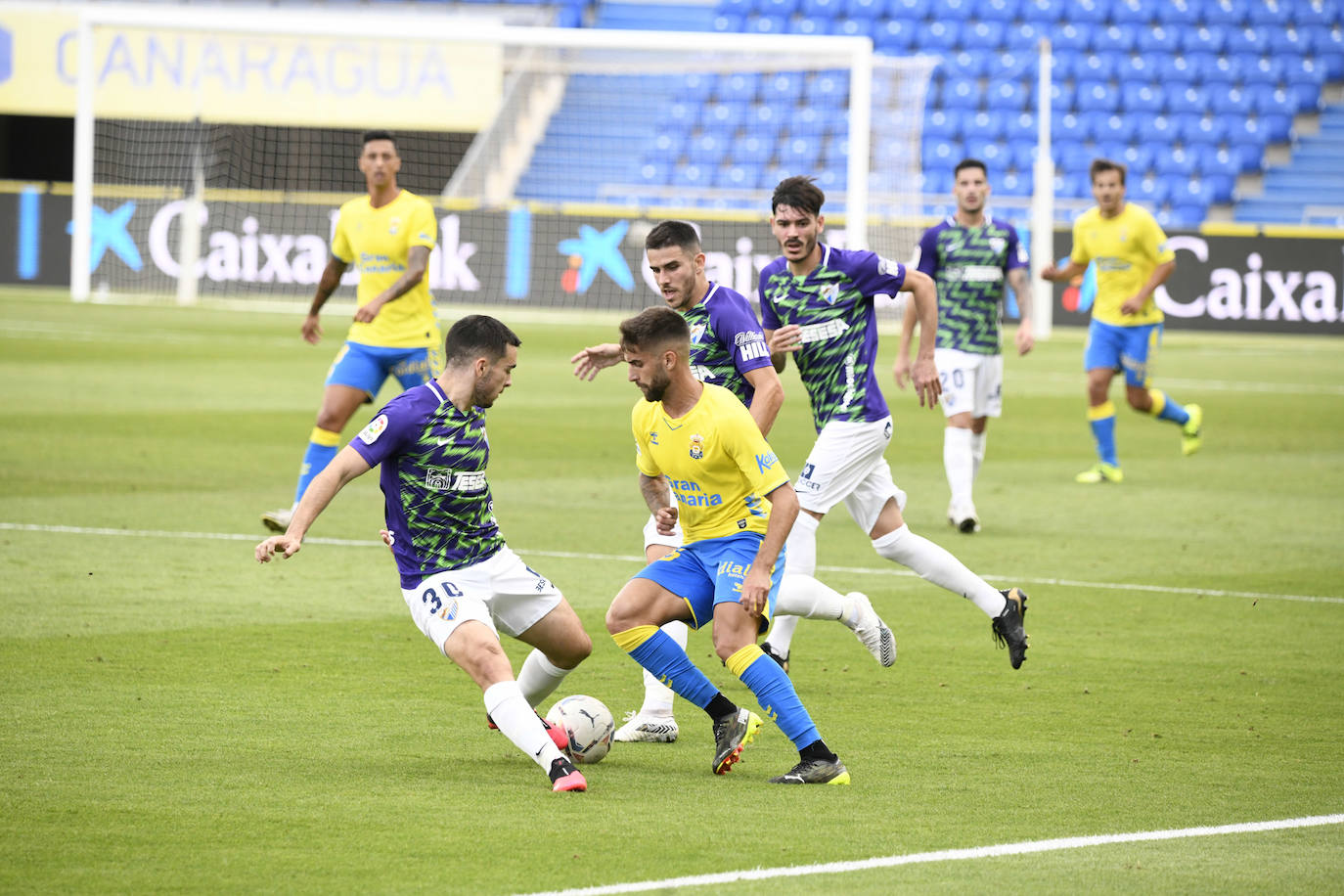 El Málaga empata en Las Palmas (1-1). 