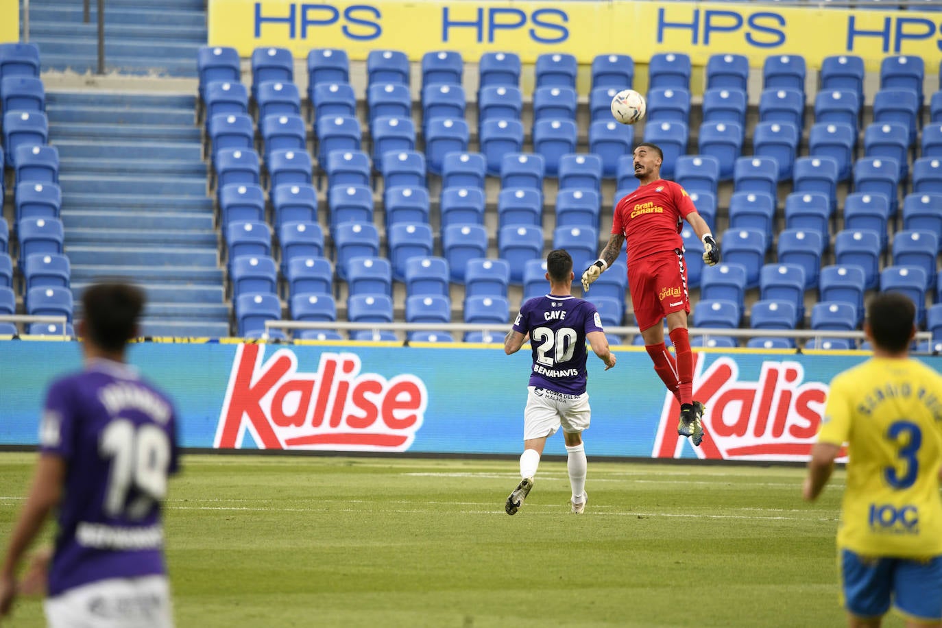 El Málaga empata en Las Palmas (1-1). 