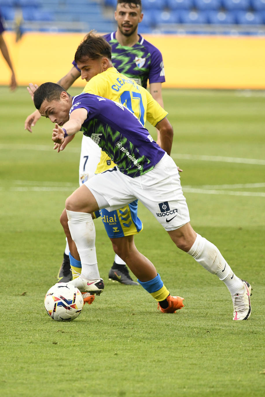 El Málaga empata en Las Palmas (1-1). 