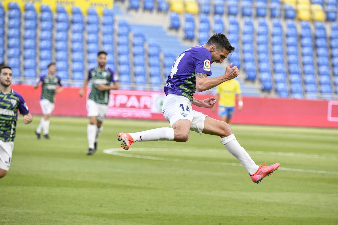 El Málaga empata en Las Palmas (1-1). 