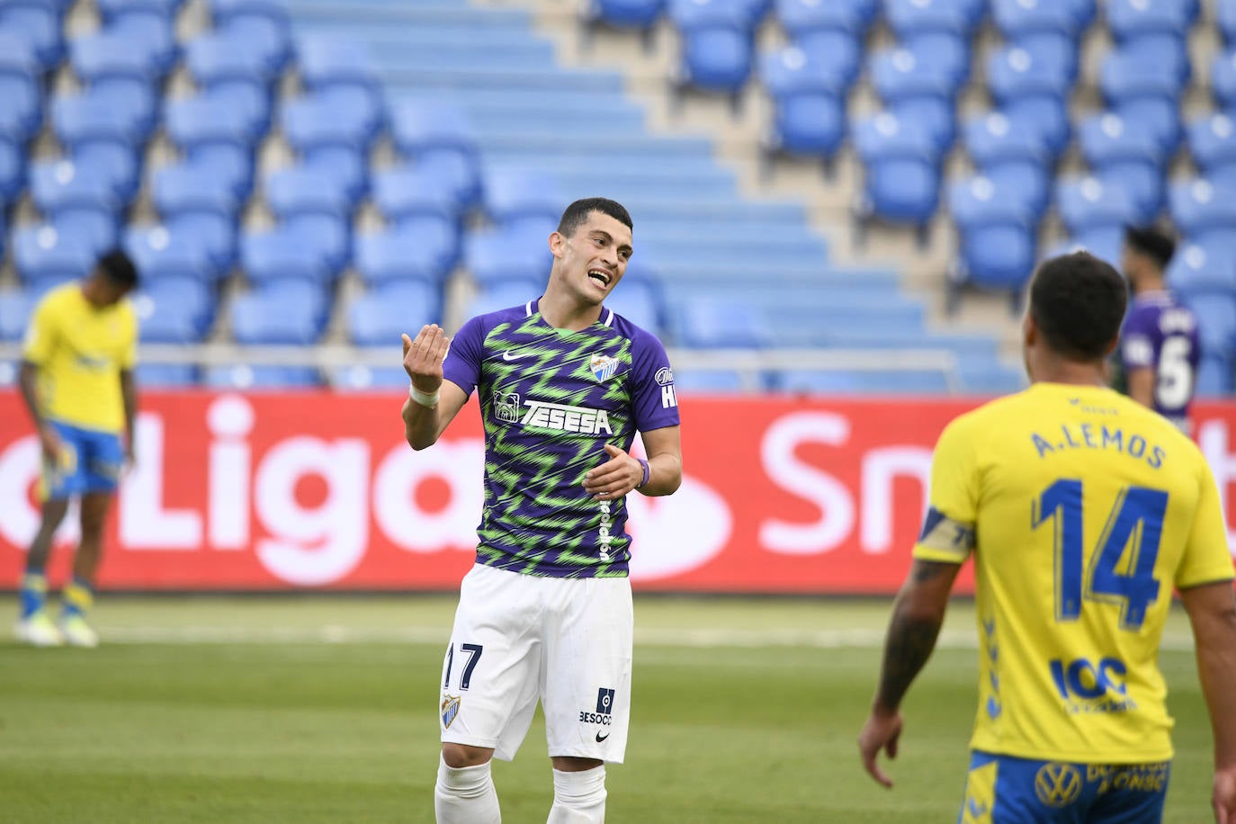 El Málaga empata en Las Palmas (1-1). 