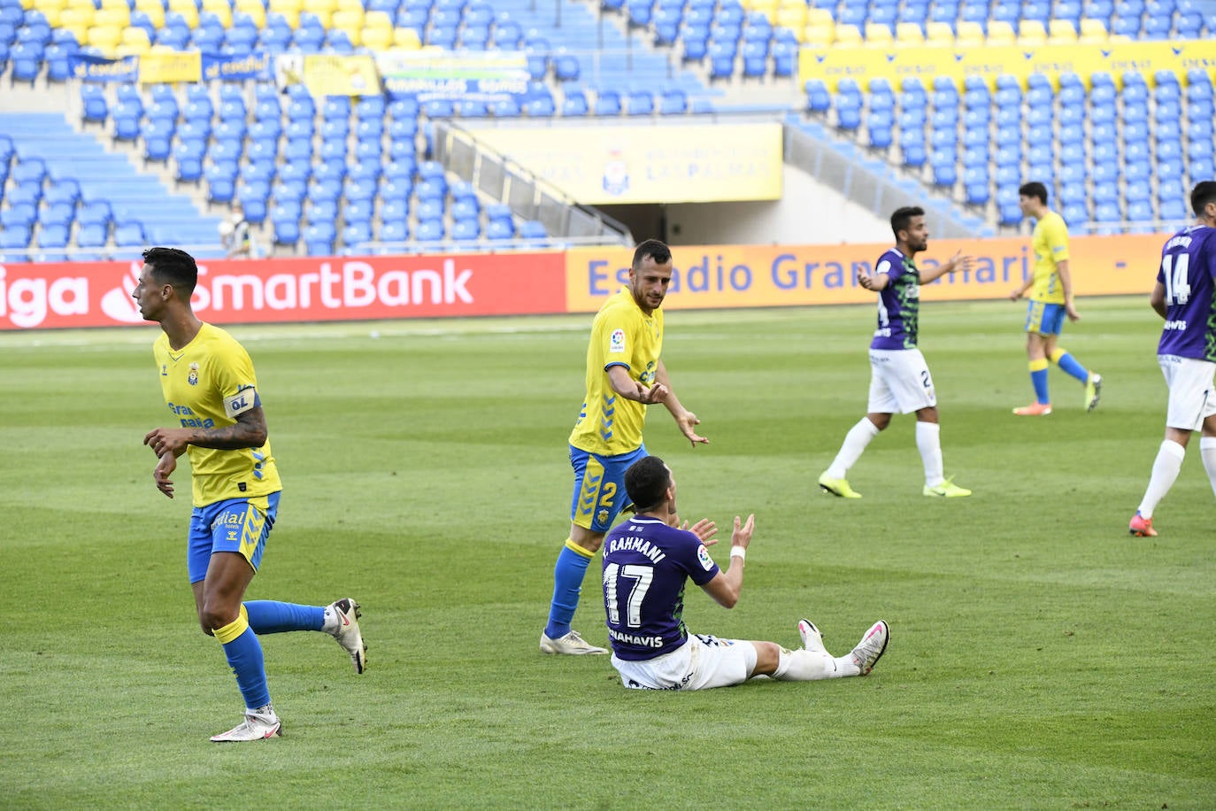 El Málaga empata en Las Palmas (1-1). 