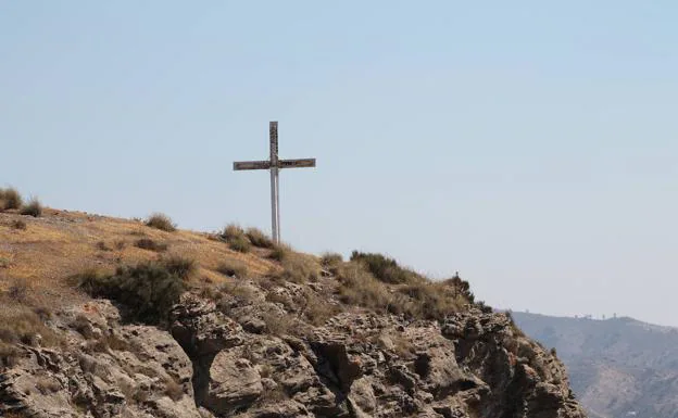 Cruz del Hacho, en Álora.
