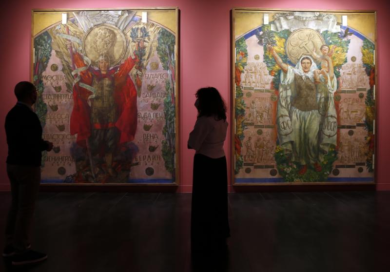 La filial de Tabacalera estrena tres montajes: 'Guerra y Paz', 'Las Marinas de Aizanovsky' y 'Tolstoi'