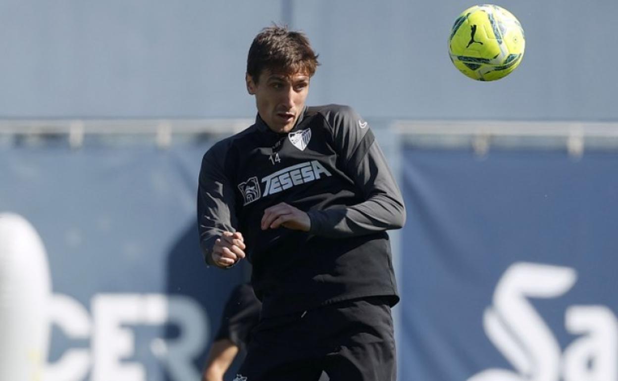 El jugador del Málaga, Stefan Scepovic, durante un entrenamiento reciente.