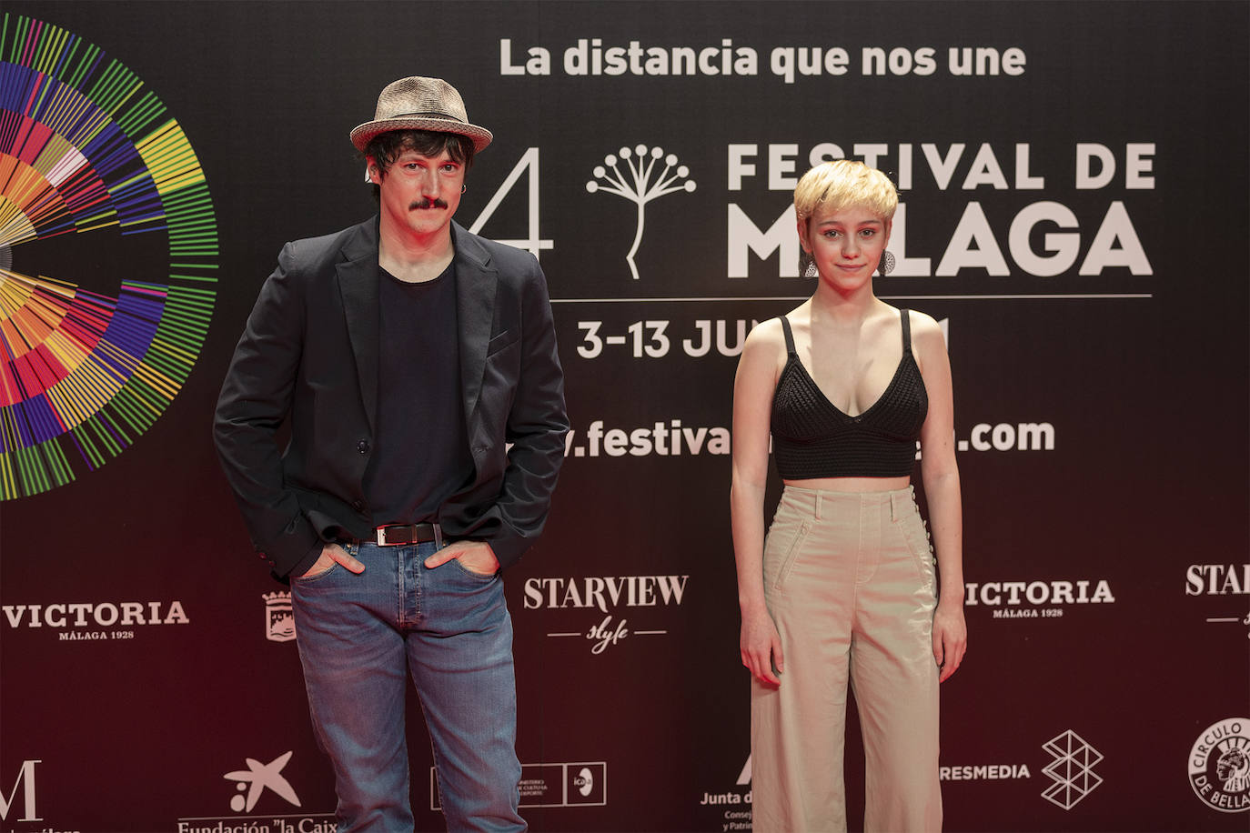 Los protagonistas de las películas seleccionadas posan en el Círculo de Bellas Artes como antesala del photocall malagueño