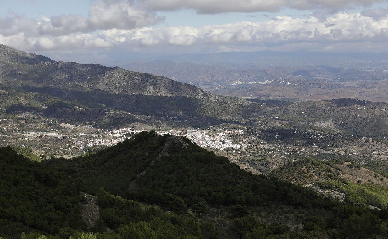 Vista parcial de la Sierra de las Nieves. 
