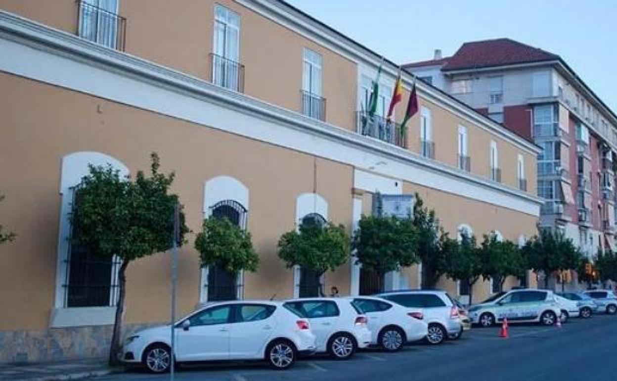 Detenido por intentar violar a punta de cuchillo a una policía de Málaga que entraba a trabajar