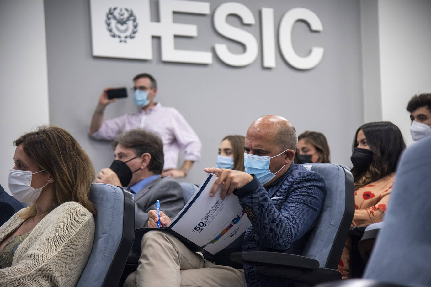 Entrega de diplomas de Talent Lab en ESIC Málaga. 