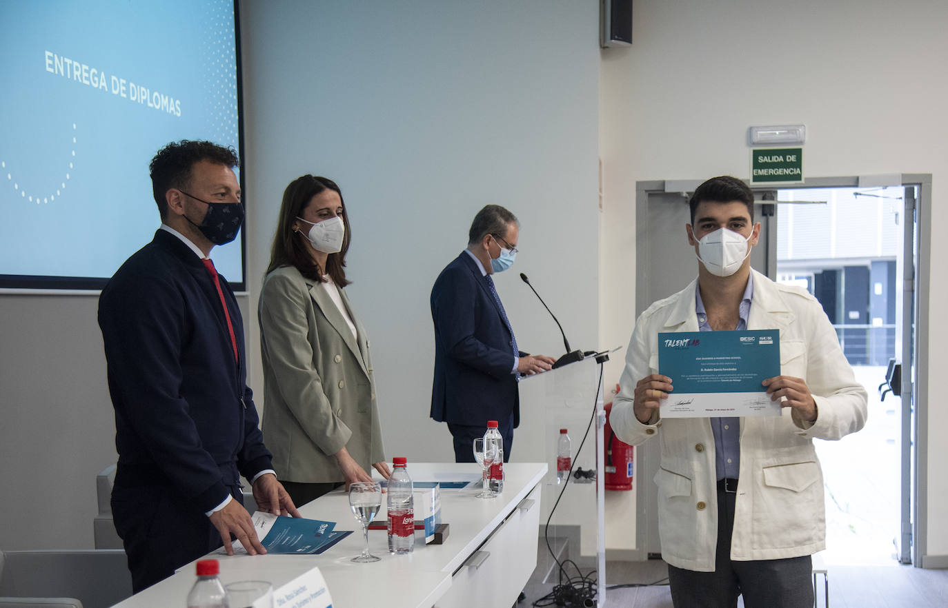 Entrega de diplomas de Talent Lab en ESIC Málaga. 