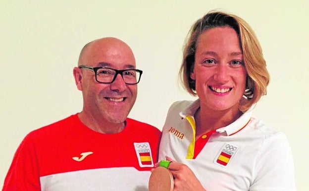 Junto a la nadadora Mireia Belmonte, oro en 200 mariposa y bronce en 400 estilos en la cita brasileña, y que será abanderada española en Tokio 2021. 