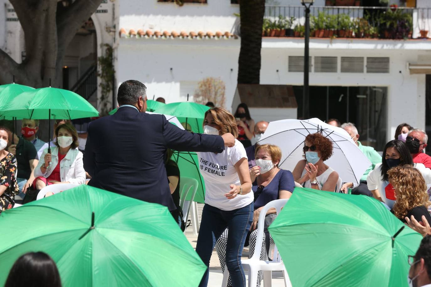 La secretaria general del PSOE en Andalucía y candidata a las primarias del próximo 13 de junio evita pronunciarse sobre los posibles indultos a los condenados del 'procés' durante un acto celebrado hoy con militantes 