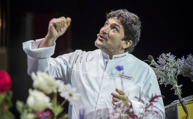 Mauro Colagreco busca en su huerto y las fases lunares inspiración para su cocina.