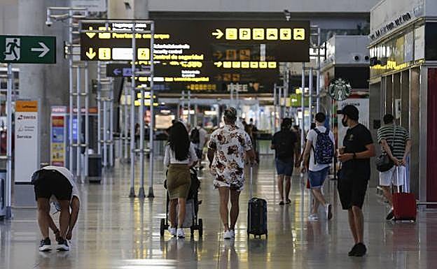Restricciones viajes: Reino Unido mantiene a España fuera de los destinos seguros para viajar