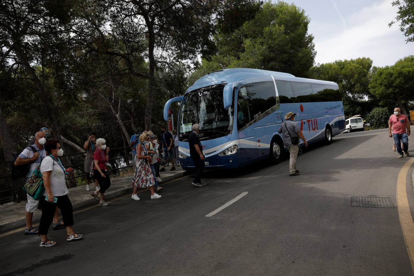 Cruceristas, en una visita guiada por el centro de Málaga 