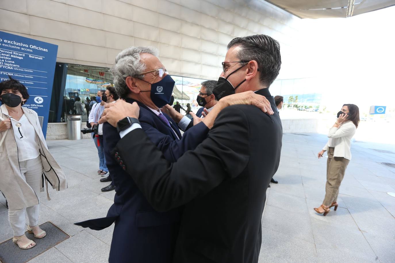 El foro internacional reúne este lunes y martes en el Palacio de Ferias de la capital a un millar de profesionales del sector cultural para debatir sobre cuestiones como los retos que plantea la digitalización de las instituciones artísticas o las nuevas relaciones que estas entidades empiezan a desarrollar con sus audiencias y sus entornos urbanos.