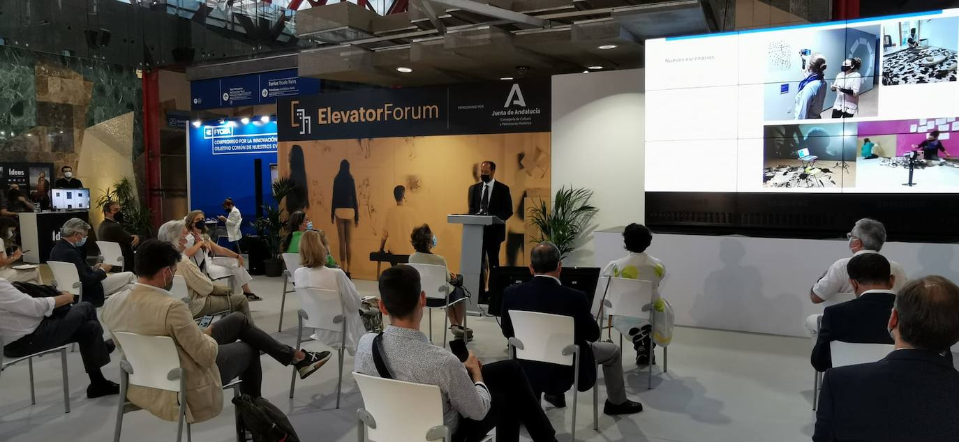 El foro internacional reúne este lunes y martes en el Palacio de Ferias de la capital a un millar de profesionales del sector cultural para debatir sobre cuestiones como los retos que plantea la digitalización de las instituciones artísticas o las nuevas relaciones que estas entidades empiezan a desarrollar con sus audiencias y sus entornos urbanos.