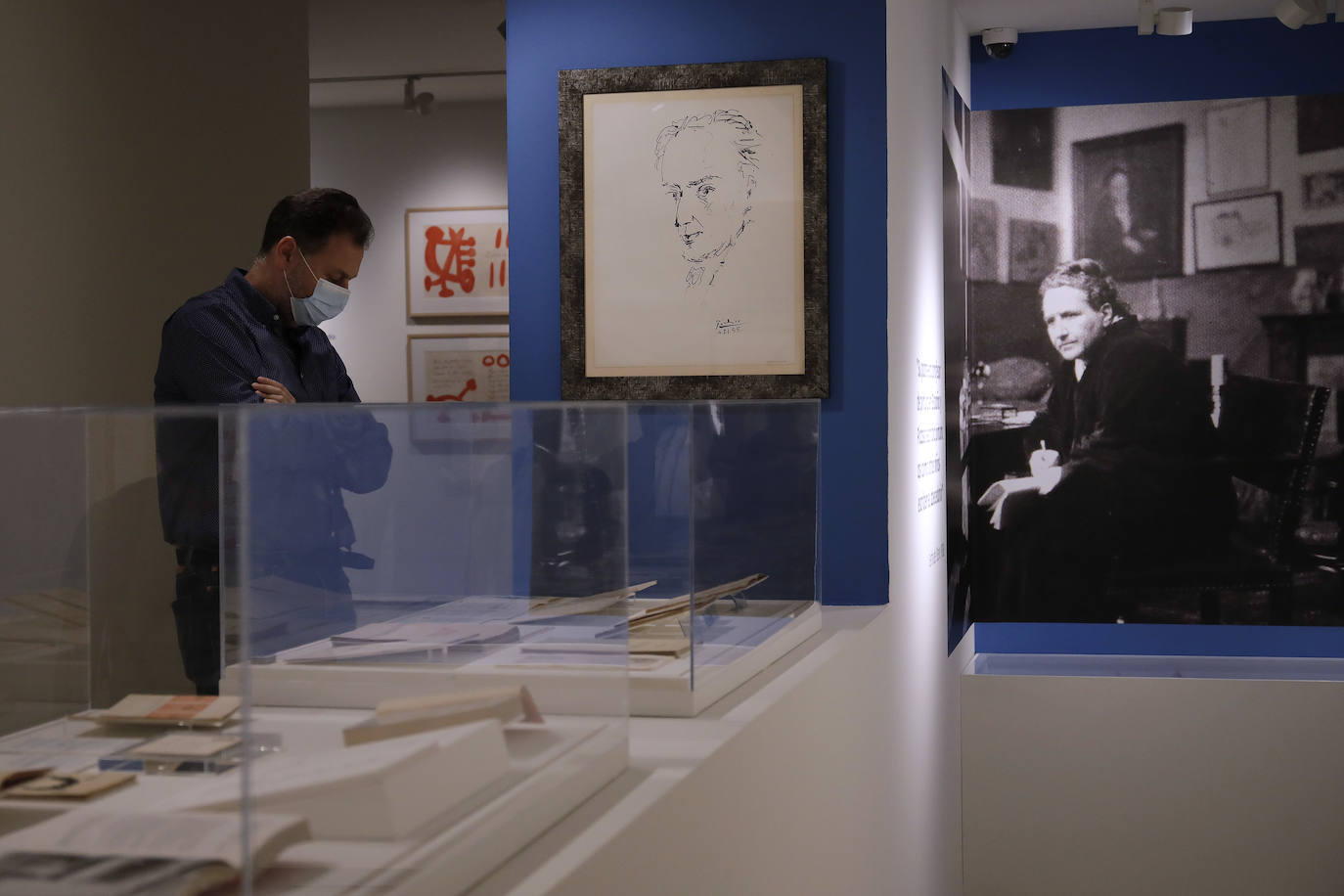 La Casa Natal evidencia en una cuidada exposición de producción propia la intensa relación del artista con la literatura más allá de su faceta como ilustrador