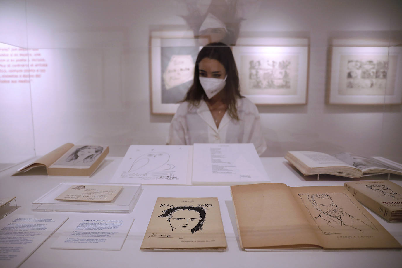 La Casa Natal evidencia en una cuidada exposición de producción propia la intensa relación del artista con la literatura más allá de su faceta como ilustrador