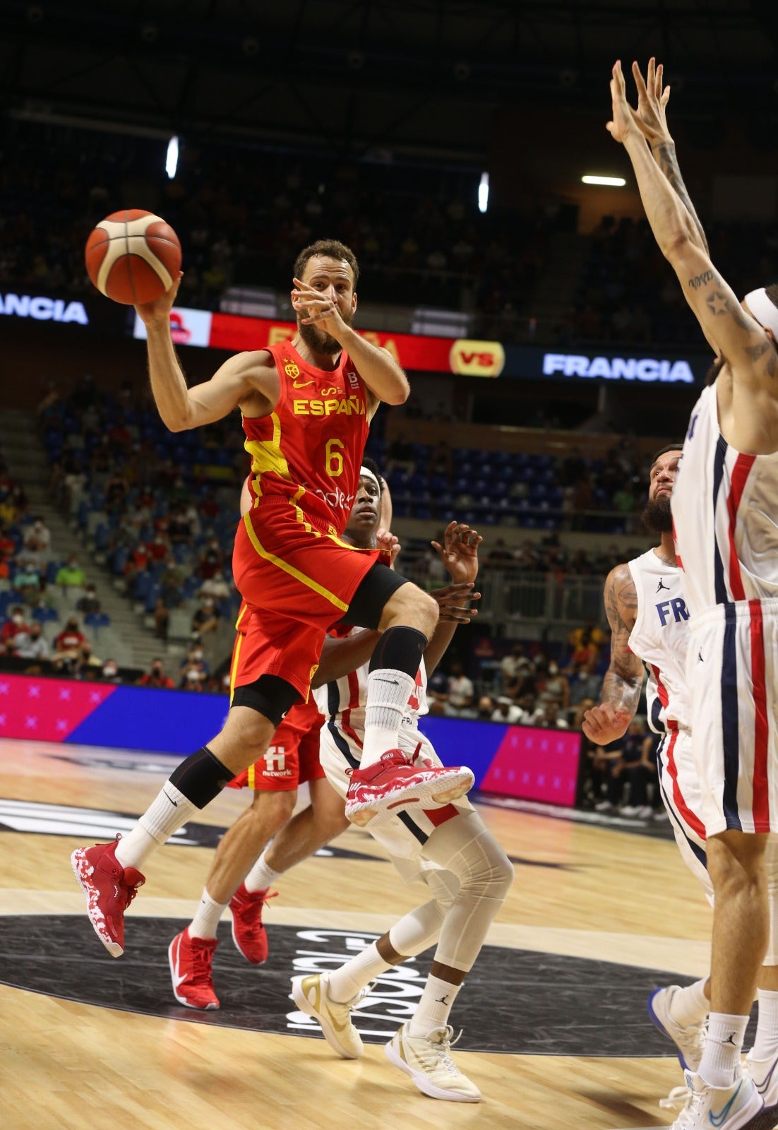 El Martín Carpena se convierte en talismán para una Selección con Pau Gasol como principal atractivo (86-77)