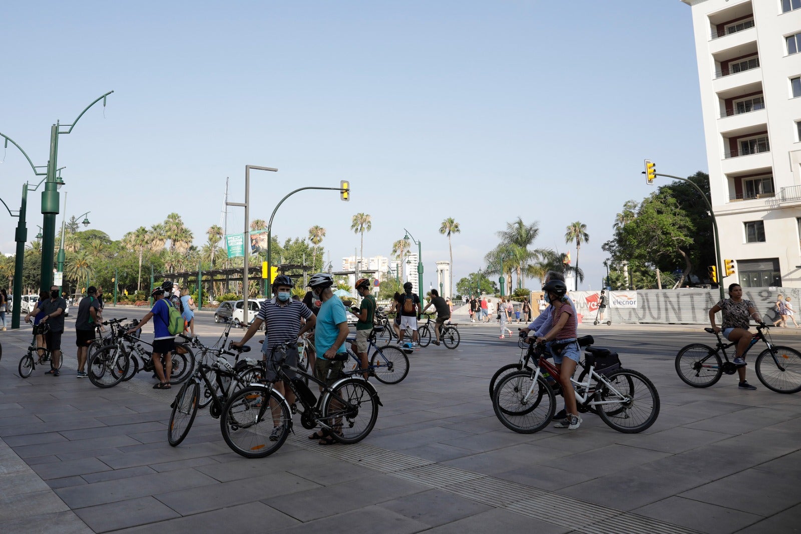 'Bicifestación' organizada por Ruedas Redondas para aplaudir a las ciudades Bikefriendly 