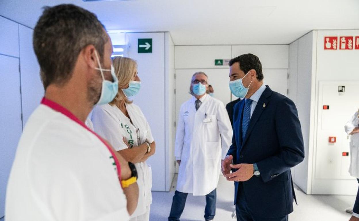 Coronavirus en Andalucía: La dura advertencia de Juanma Moreno ante la presión hospitalaria: «Tomaremos medidas si fuera necesario»